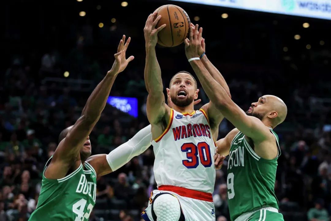 关于凯尔特人防守端表现出色,击败对手实现逆转的信息 关于凯尔特人防守端表现出色,击败对手实现逆转的信息