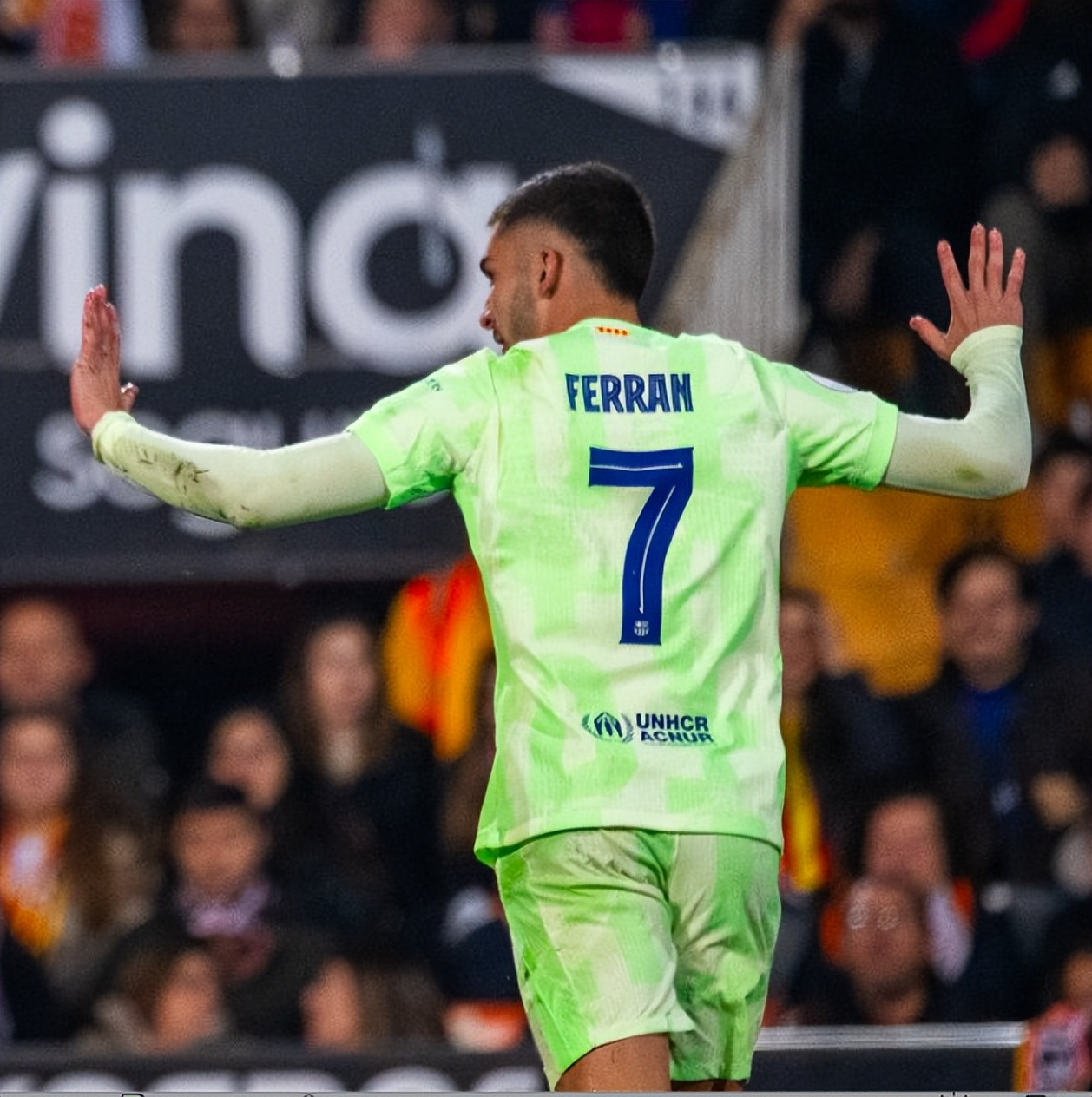 关于巴塞罗那队实力不俗，锋线火力全开的信息