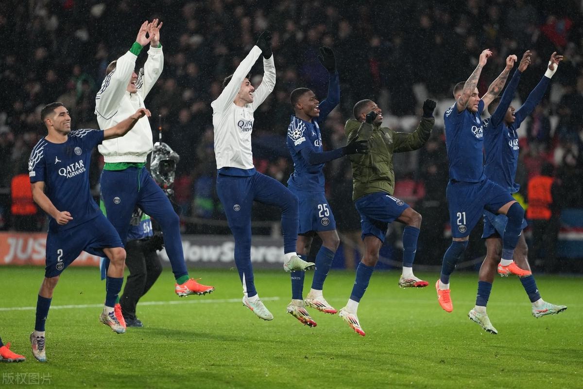 关于曼城大胜对手，凭借客场进球晋级欧冠的信息