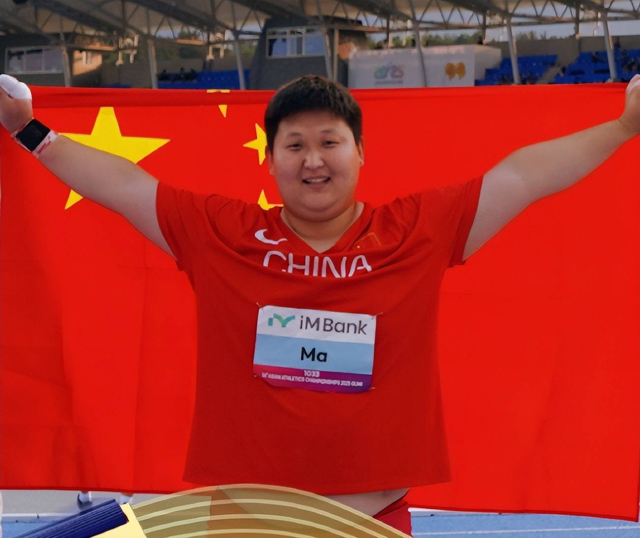 田径男子铅球决赛，美国选手力克对手摘金的简单介绍