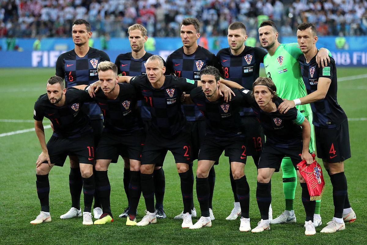 包含欧洲预赛:罗马尼亚力争晋级,备战阿根廷对手的词条 包含欧洲预赛:罗马尼亚力争晋级,备战阿根廷对手的词条