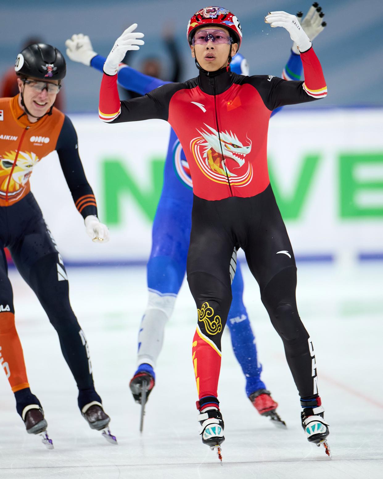 关于美国短道速滑队表现抢眼，横扫冠军宝座的信息