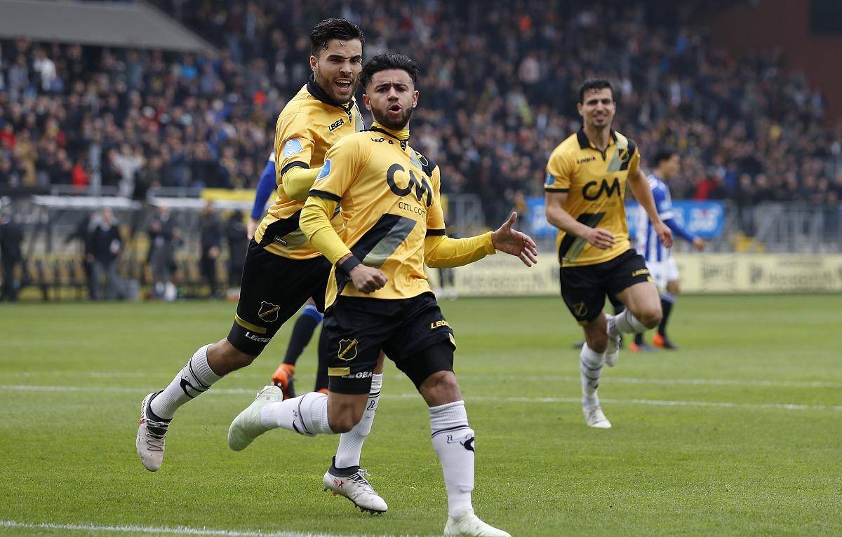 开云体育平台APP-阿贾克斯赢得荷甲冠军创造历史记录