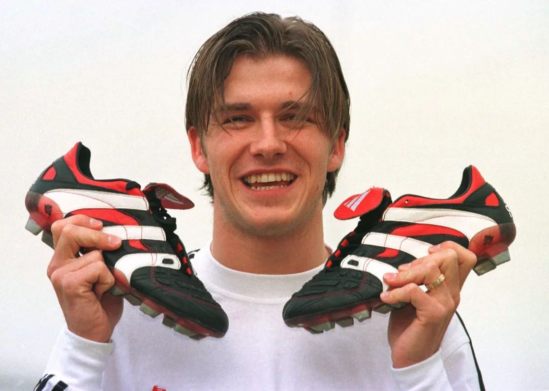 汉堡队年轻球员崭露头角，成为球队希望