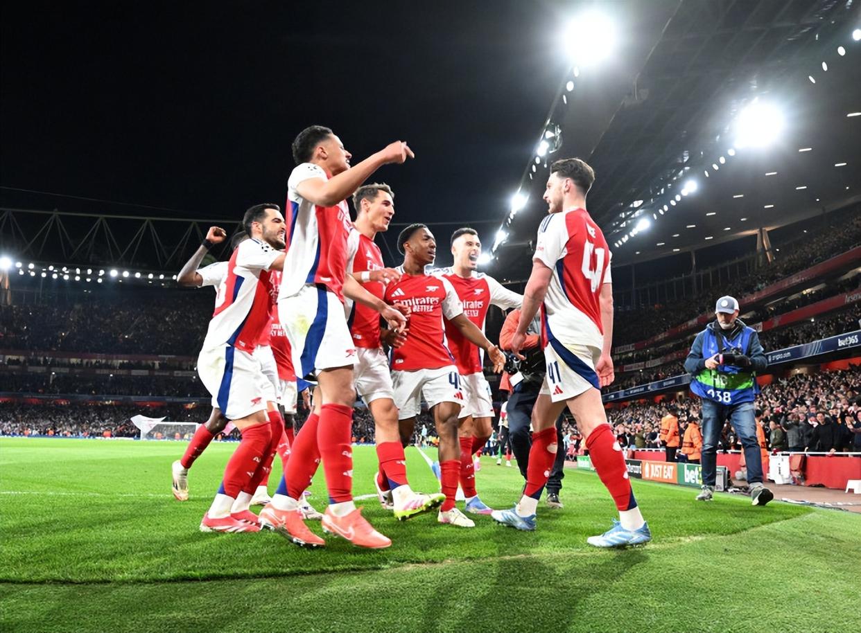 开云体育官方网站-阿森纳晋级淘汰赛，获得重要胜利