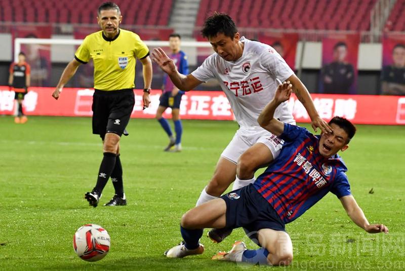 青岛黄海队力克对手，积分上升