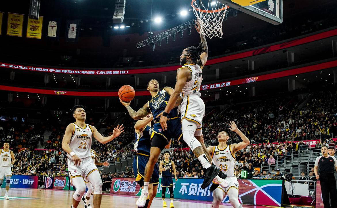 开云平台-辽宁队大胜对手，势不可挡稳步前进的简单介绍