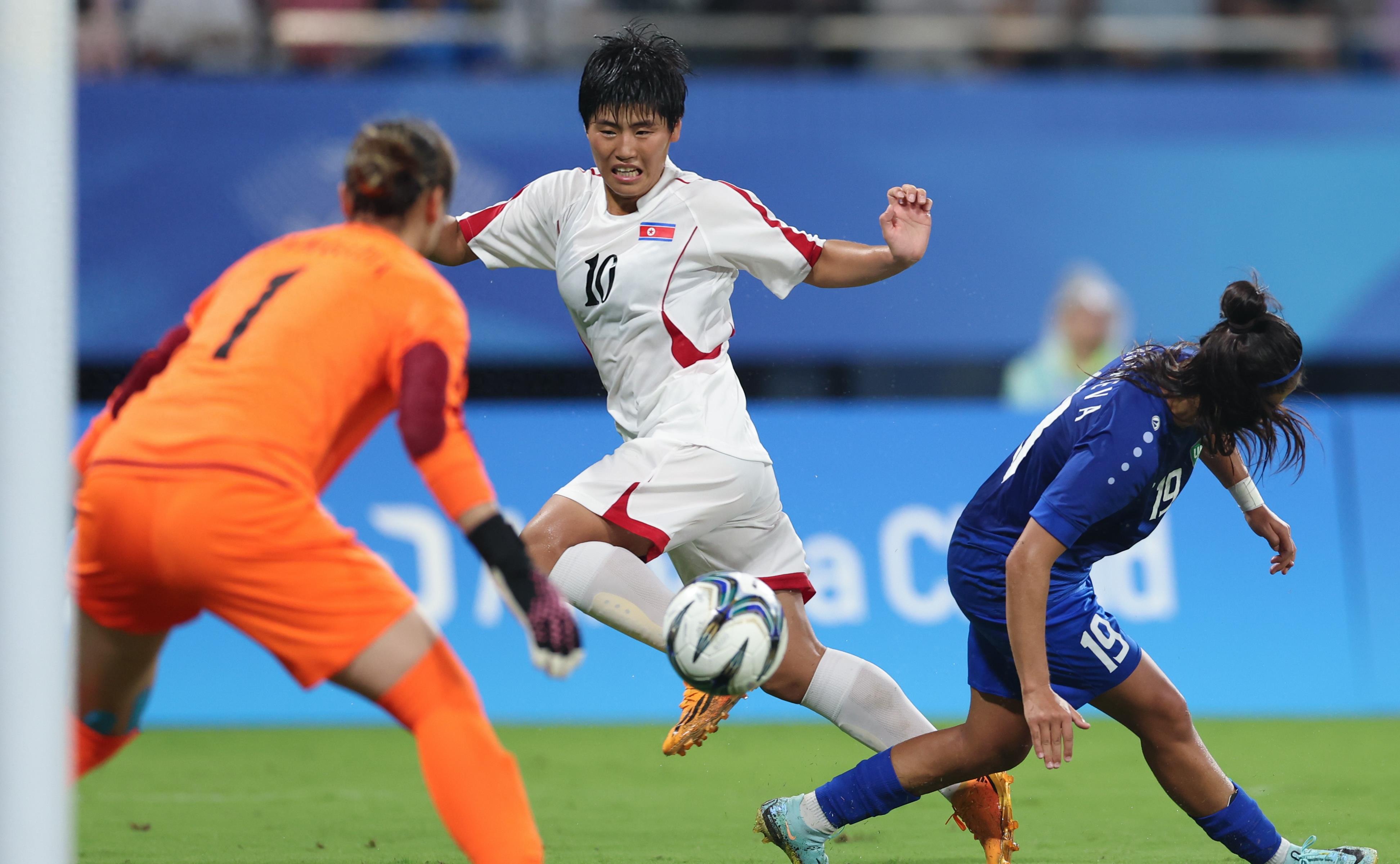 开云体育-乌兹别克球员在亚洲足球赛中表现出色