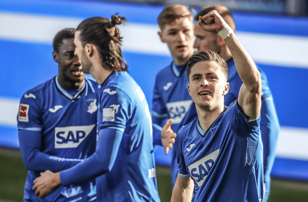 弗赖堡客场惊险逆转,德甲保级形势回暖的简单介绍 弗赖堡客场惊险逆转,德甲保级形势回暖的简单介绍