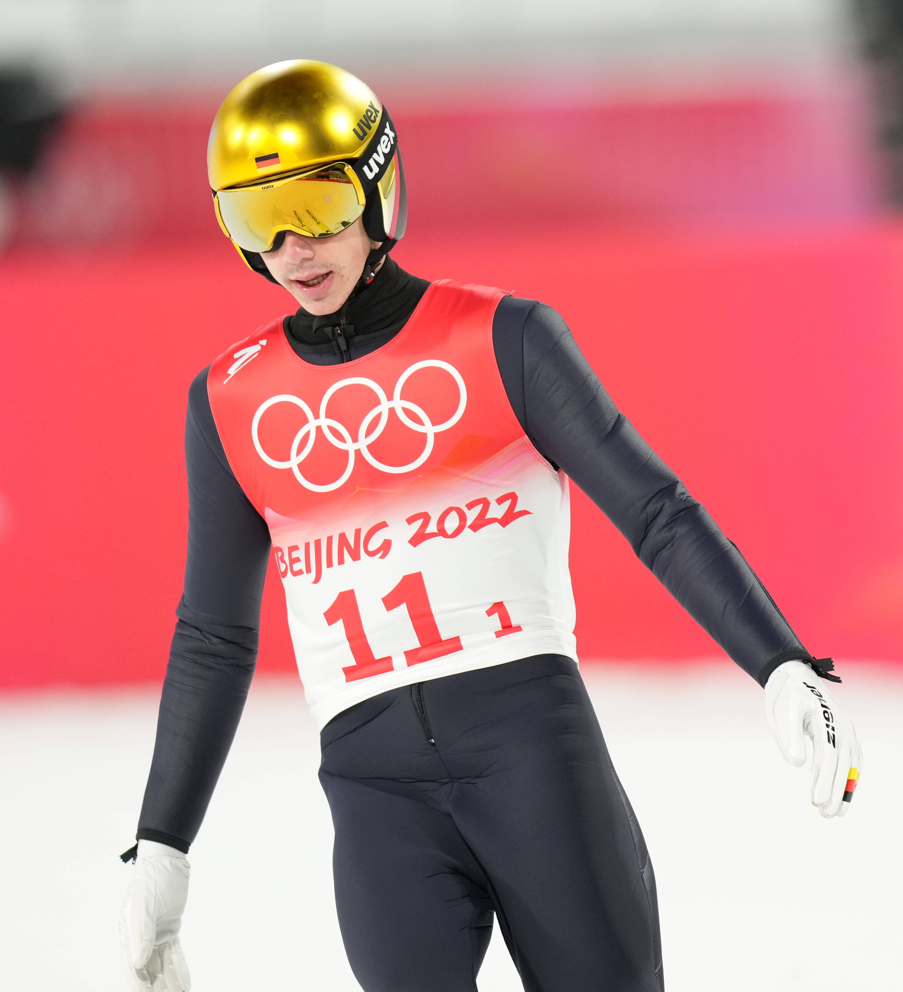 开云官网-瑞士滑雪选手精彩演绎，登顶领奖台的简单介绍