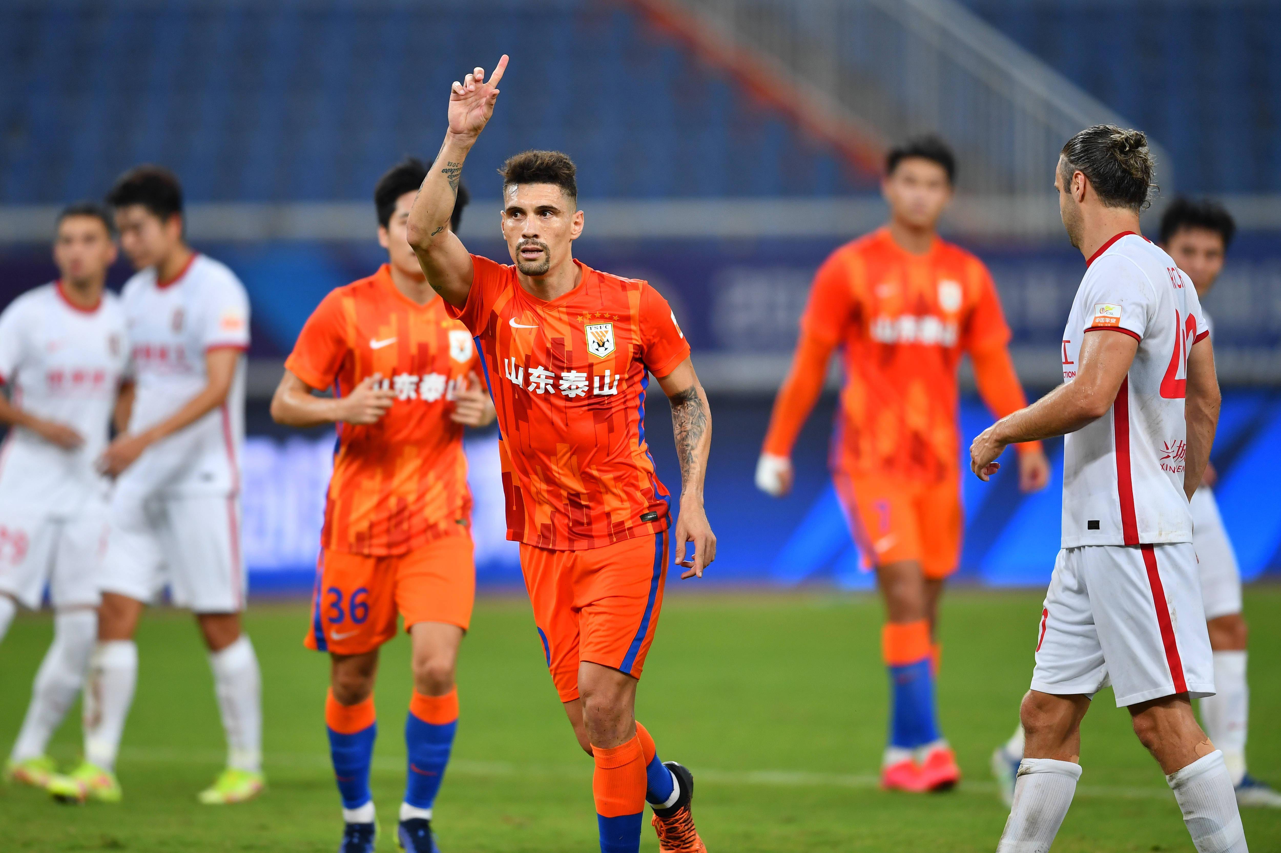 山东鲁能战胜对手,展现绝对实力 山东鲁能战胜对手,展现绝对实力