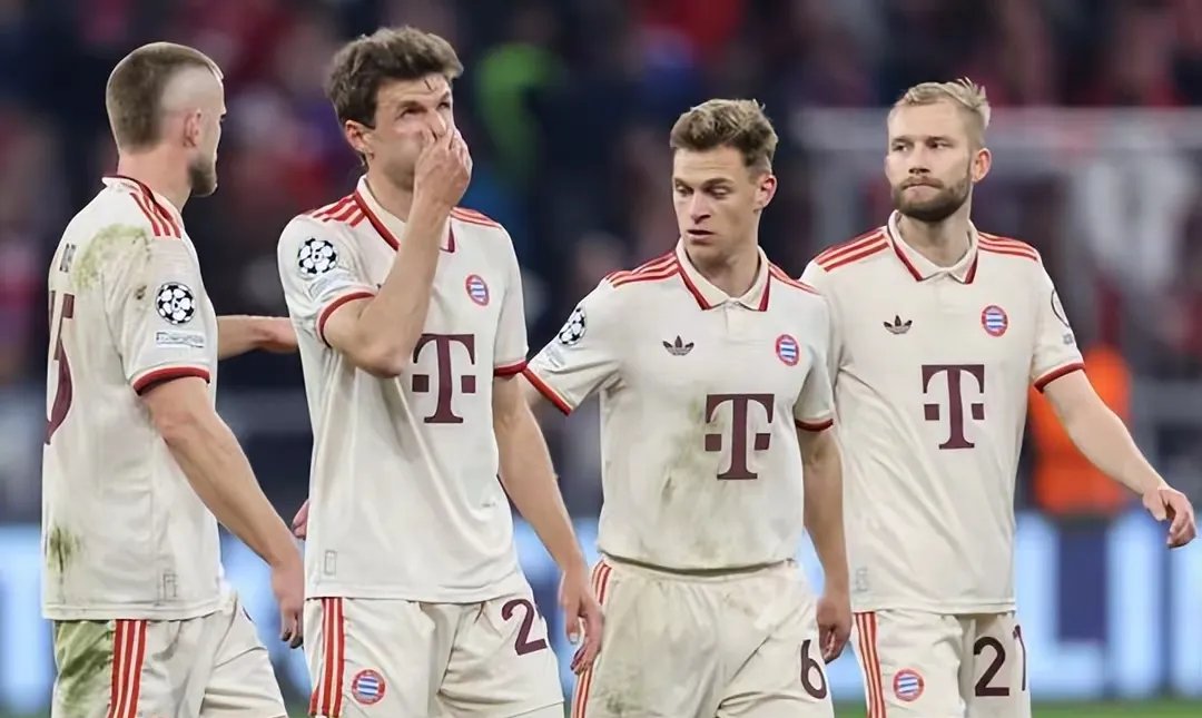 拜仁慕尼黑双星受伤，球队备战受影响