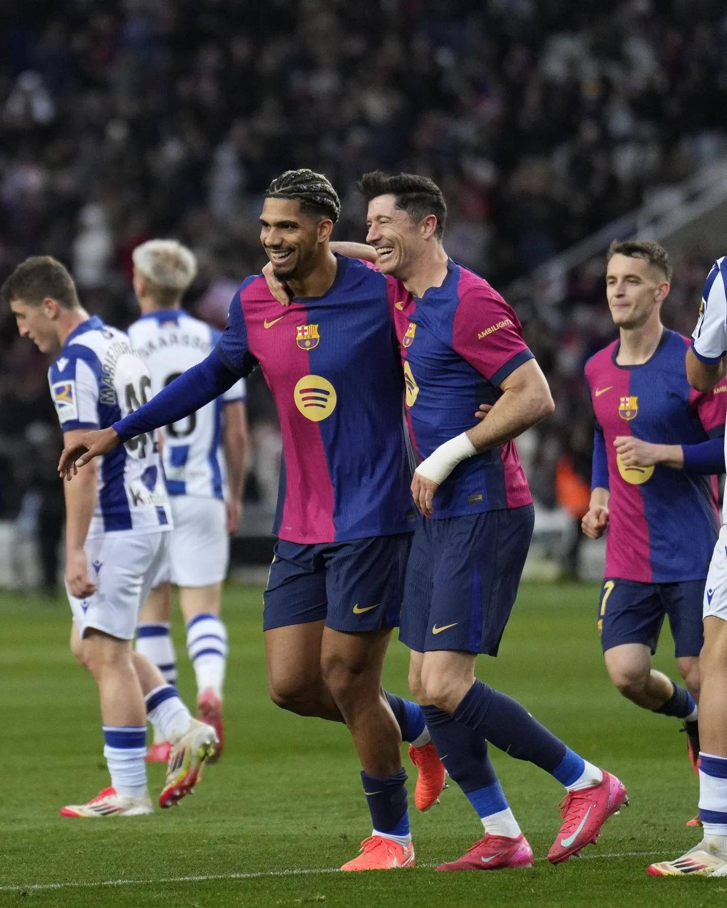 关于曼联遭遇罗马惨败，欧冠四强梦断残疾的信息