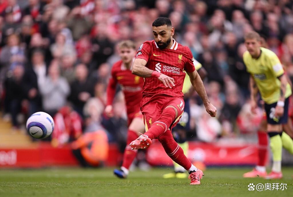 关于利物浦后防铁桶阵稳如泰山，助球队保持不败的信息