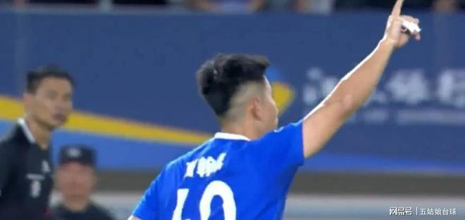 青海队在主场实现逆转，力取连胜