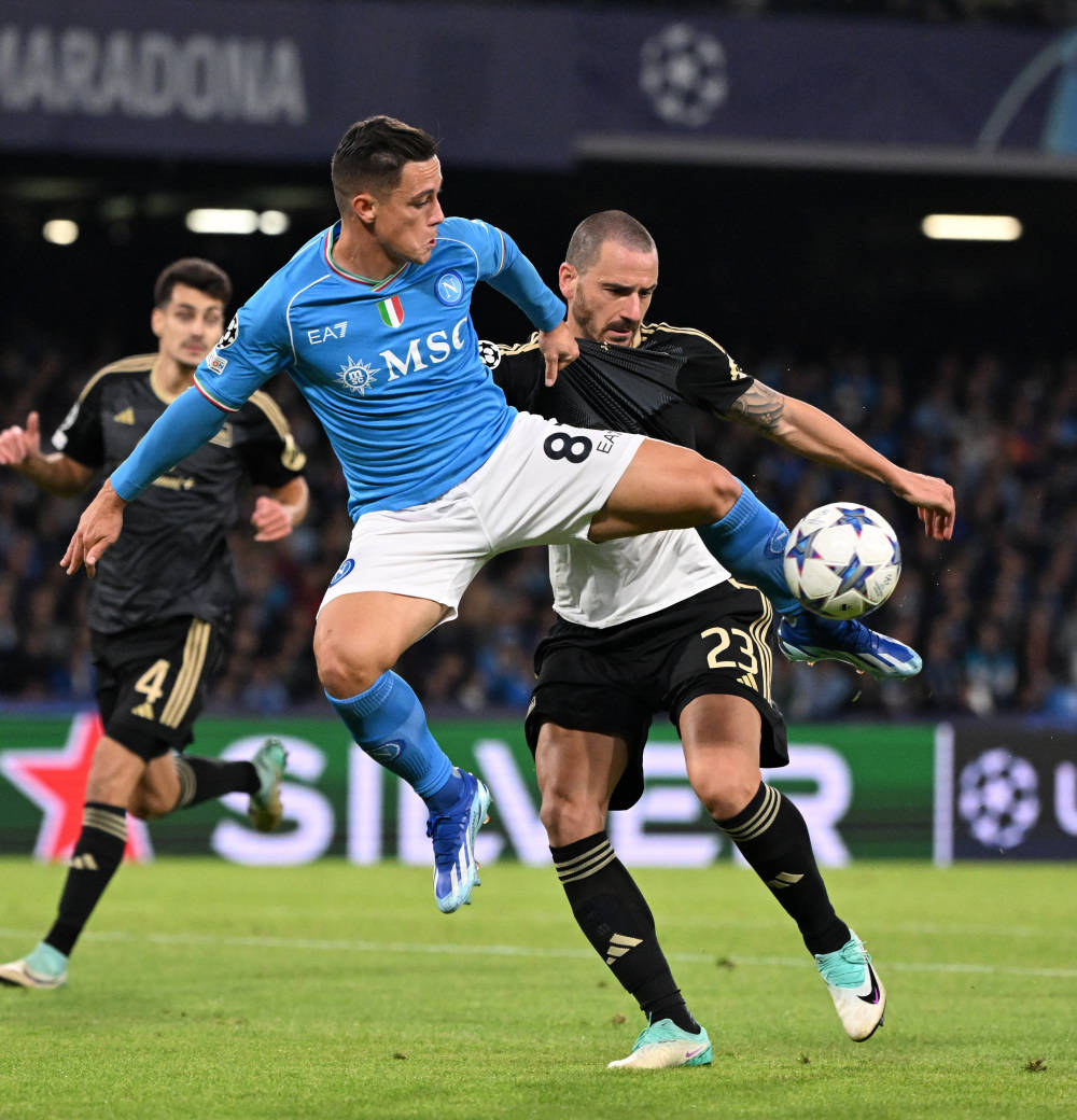 开云体育官方网站-关于热那亚客场逼平桑普多利亚，保持不败纪录的信息