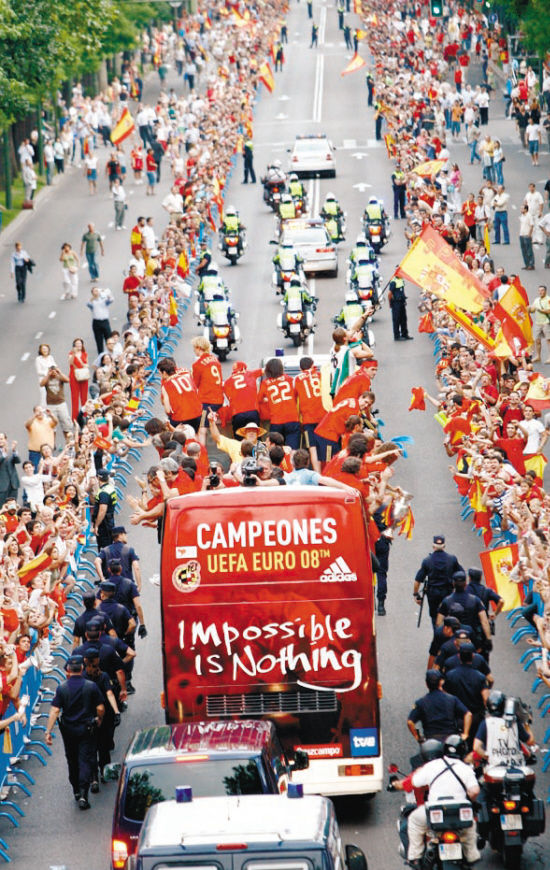 开云体育中国-关于西奥队欧洲杯预选赛再次夺冠，向世界展示强队风采的信息