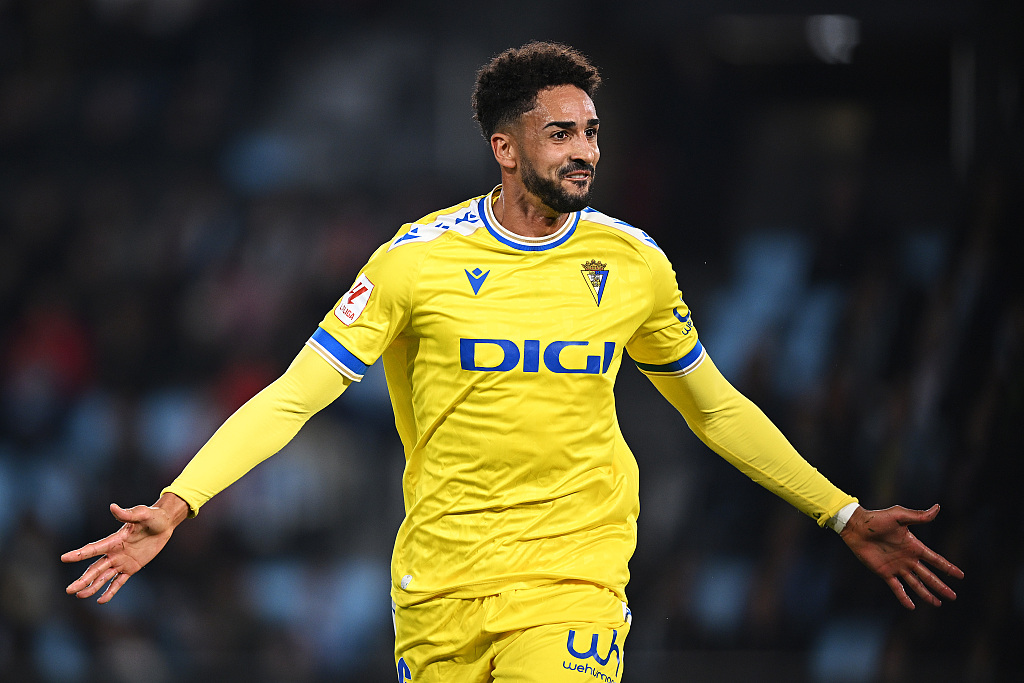 开云官网-格拉纳达取得连胜，表现高于预期