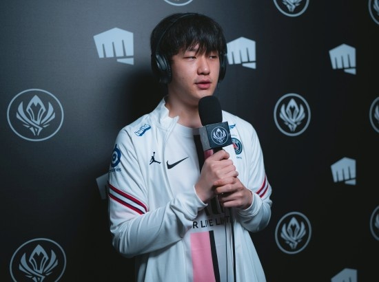 开云体育中国-PSG碾压FPX，Oner拿下关键大龙八强赛3:0（釜山）