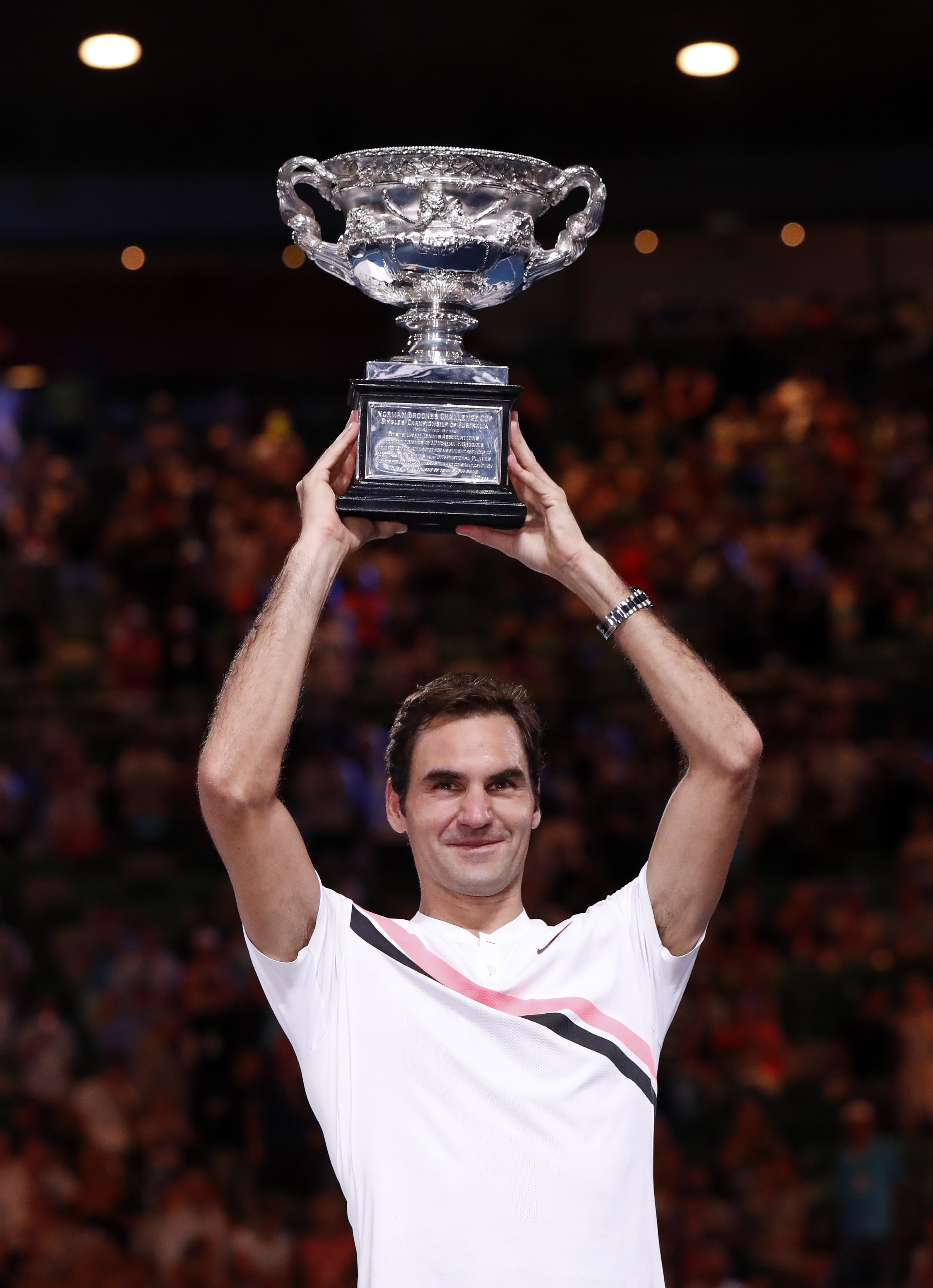 开云体育官方网站-包含欧洲网球队险胜澳大利亚网球队，费德勒打破历史纪录的词条